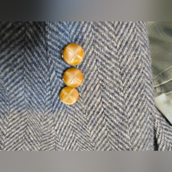 Vintage Gray Blazer with Tan Elbow Patches - Picture 8 of 12